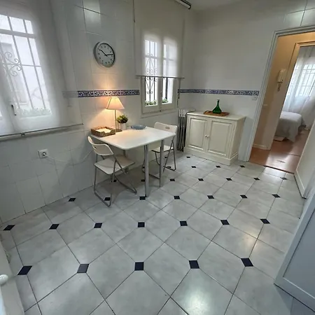 Apartment 2 Bedroom By Guadalquivir River Seville